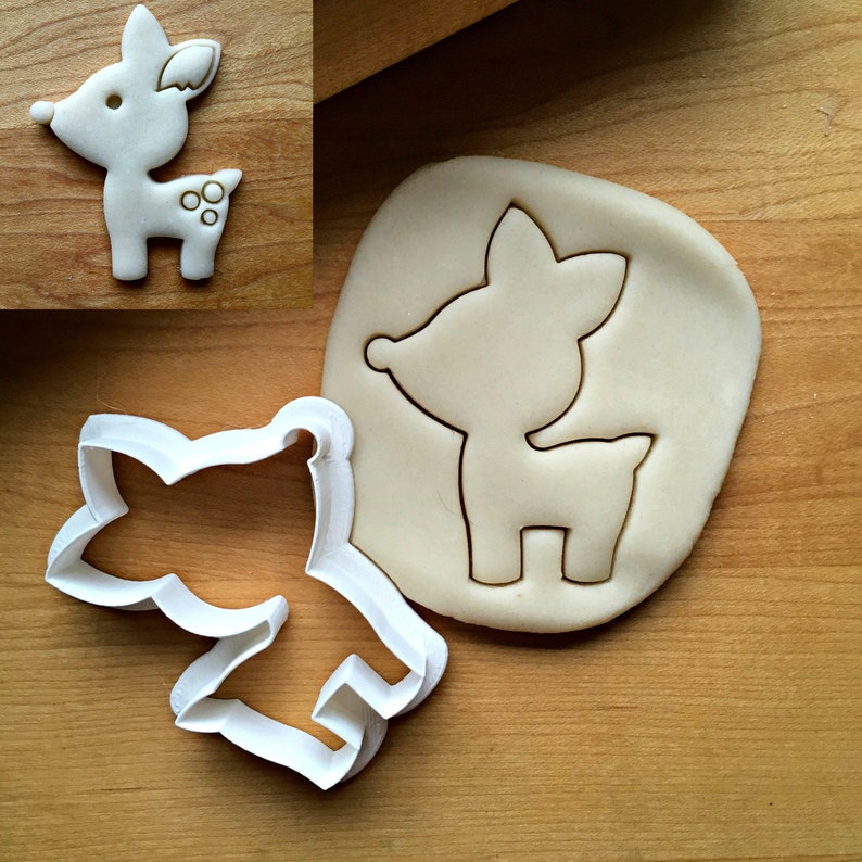 Deer Cookie Cutter in Multiple Sizes image 2