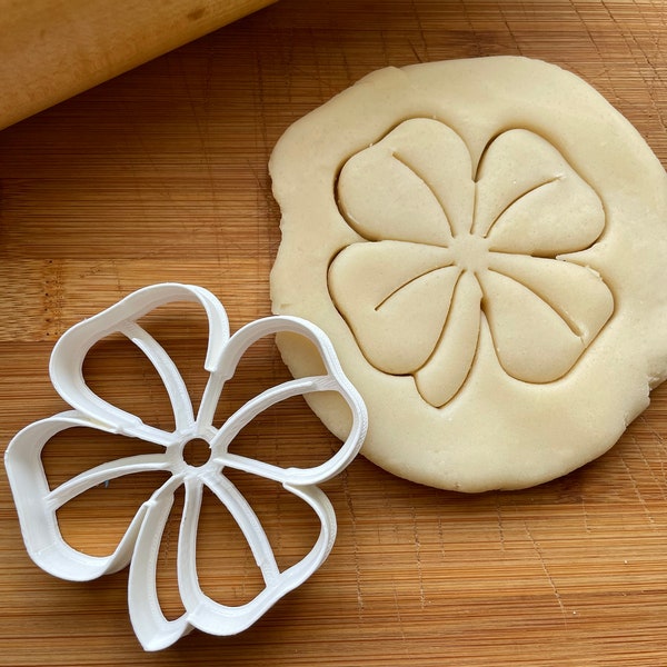 Shamrock/Four Leaf Clover Cookie Cutter/Multi-Size