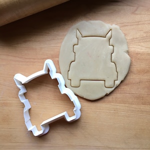 Semi Truck Cookie Cutter in Multiple Sizes
