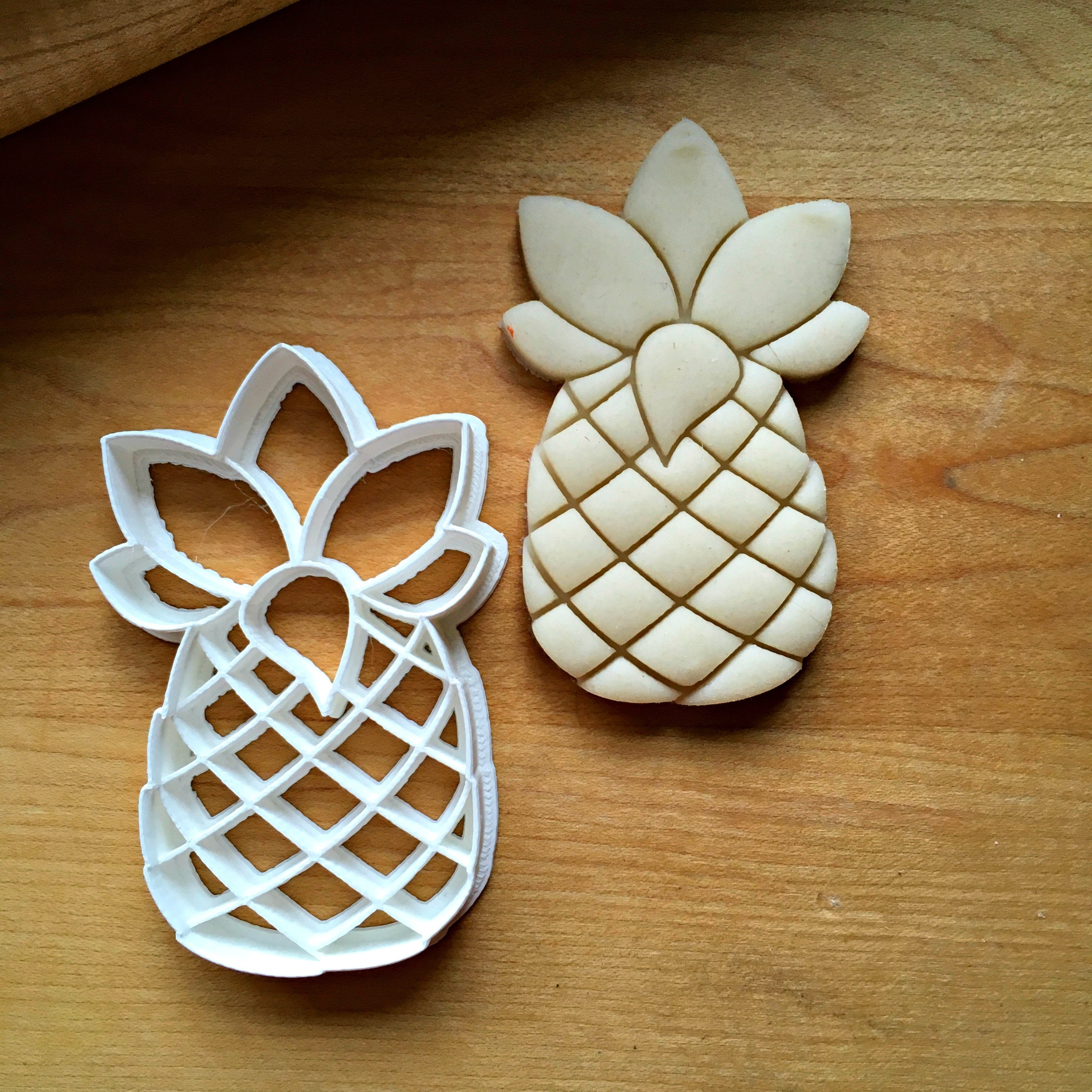 Pineapple Cookie Cutter in Multiple Sizes - Etsy