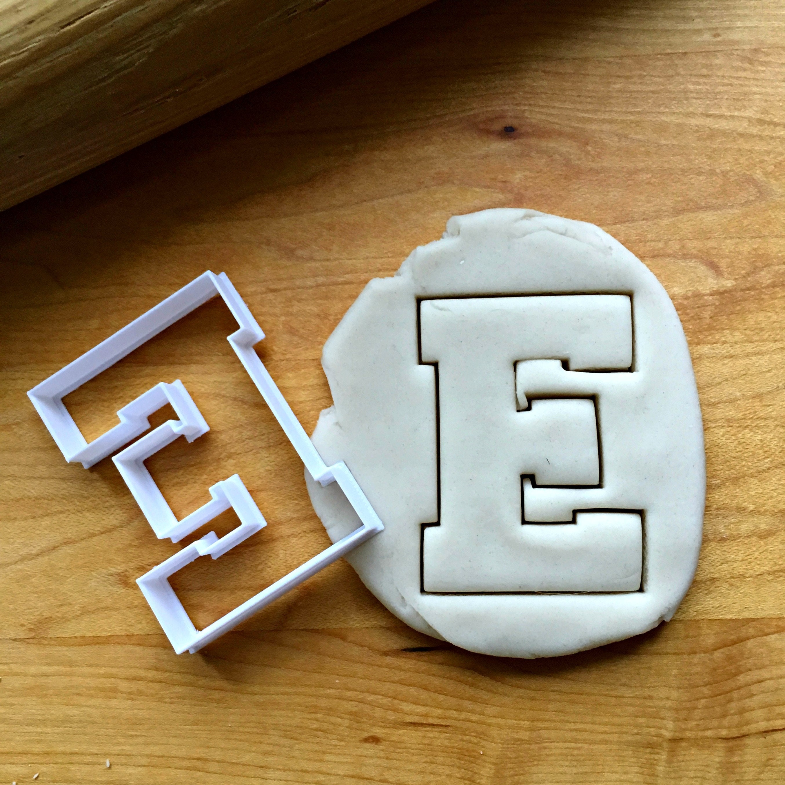 Varsity Letter V Cookie Cutter/multi-size/dishwasher Safe 
