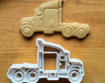 Semi Truck Cookie Cutter in Multiple Sizes