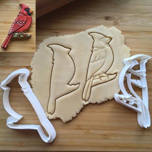 Set of 2 Cardinal Bird Cookie Cutters in Multi-Sizes