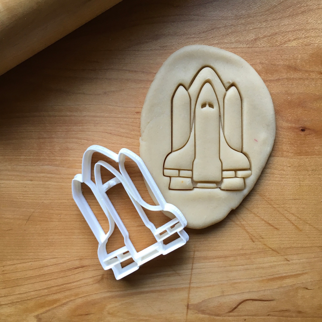 Space Shuttle Cookie Cutter in Multiple Sizes - Etsy