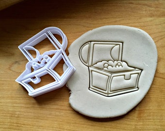 Treasure Chest Cookie Cutter in Multiple Sizes
