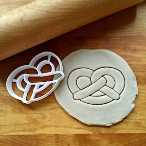 Pretzel Cookie  Cutter in Multiple Sizes