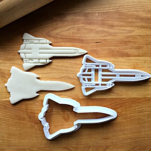Set of 2 Spy Plane Cookie Cutters in Multiple Sizes