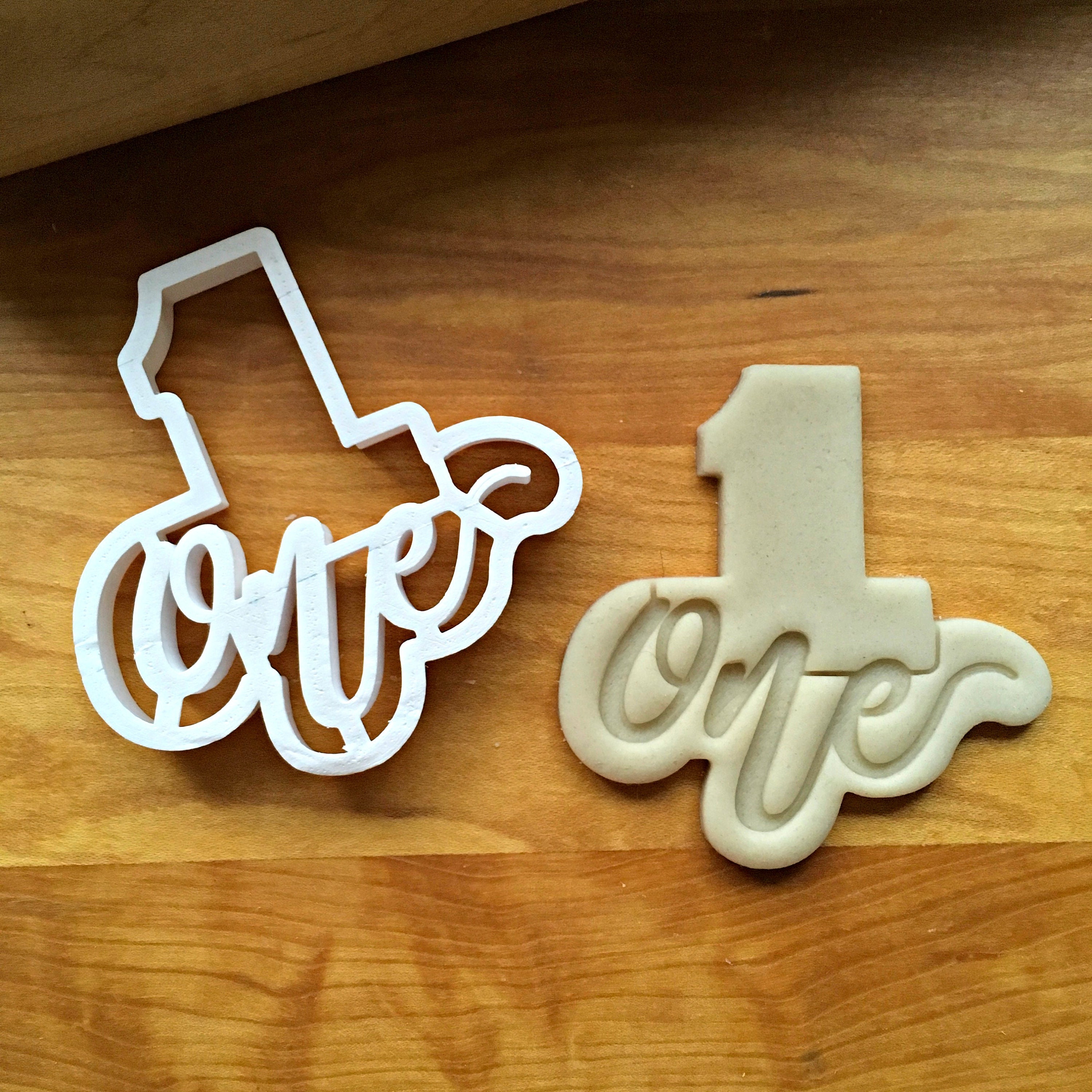 Lettered Number 1/One Cookie Cutter – Crumbs Cutters
