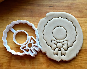 Christmas Wreath Cookie Cutter: Multi-Size,Does Not Cut Through the Center