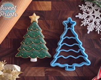 Christmas Tree with Star Cookie Cutter in Multiple Sizes:  Christmas Baking