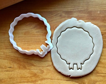 Christmas Wreath Cookie Cutter in Multiple Sizes