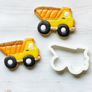 Dump Truck Cookie Cutter in Multiple Sizes