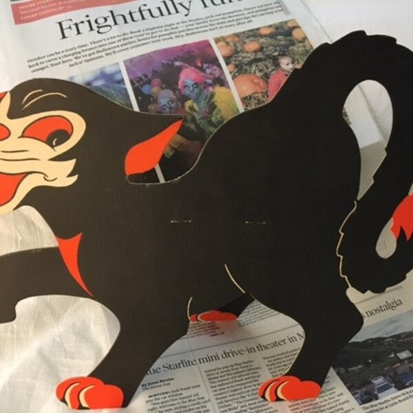 Vintage Halloween Cat Decoration