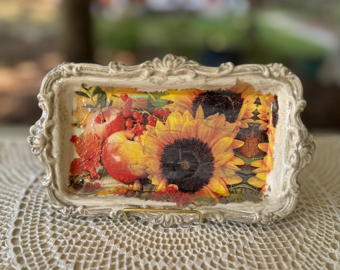 Fall Shabby Chic Vintage Metal Tray – Hand Painted, Upcycled Home Accent