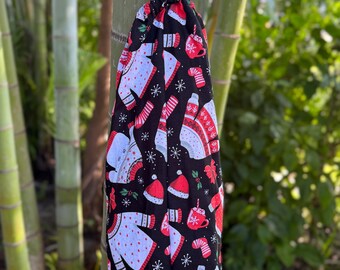 Sweater Print Plastic Bag Holder: Kitchen Storage Organizer