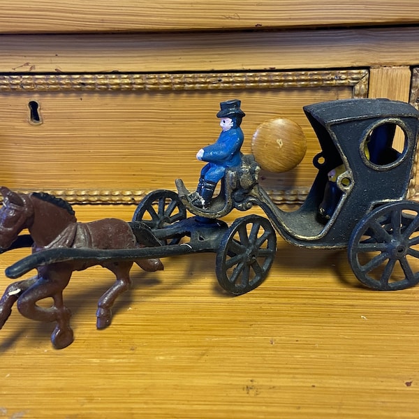 cast Iron horse and buggy, horse and carriage, cast iron figures, antique toy