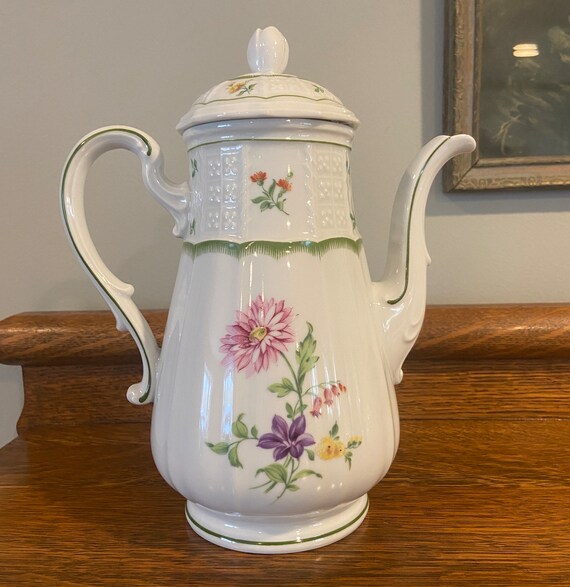 Vintage German Porcelain Coffee/tea Pot, Heinrich Chambord 