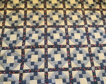 Quilt Blue and White with Pink 83x97 Mint Condition Ready to Hang or Use