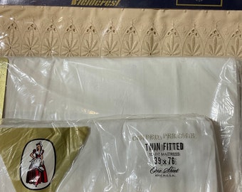 Bed Sheets Twin Size Fieldcrest Beige and White Muslin Luxury Top Sheet Only New in Package