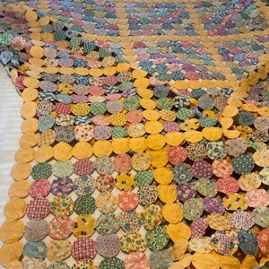 Quilt Yellow Multicolor YoYo Quilt 86x76 Vintage from the 1930s Better than Fabulous image 3