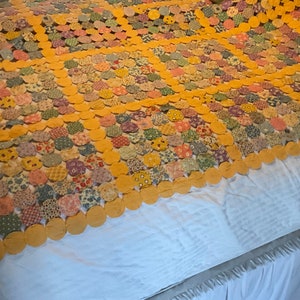 Quilt Yellow Multicolor YoYo Quilt 86x76 Vintage from the 1930s Better than Fabulous image 9