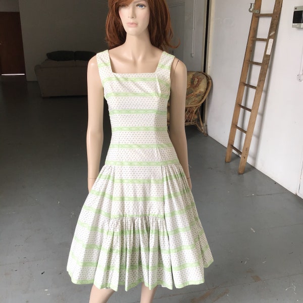 1950s Daydress - DITSY FLORAL print - Drop waist dress - UNUSUAL cut - 100% Cotton
