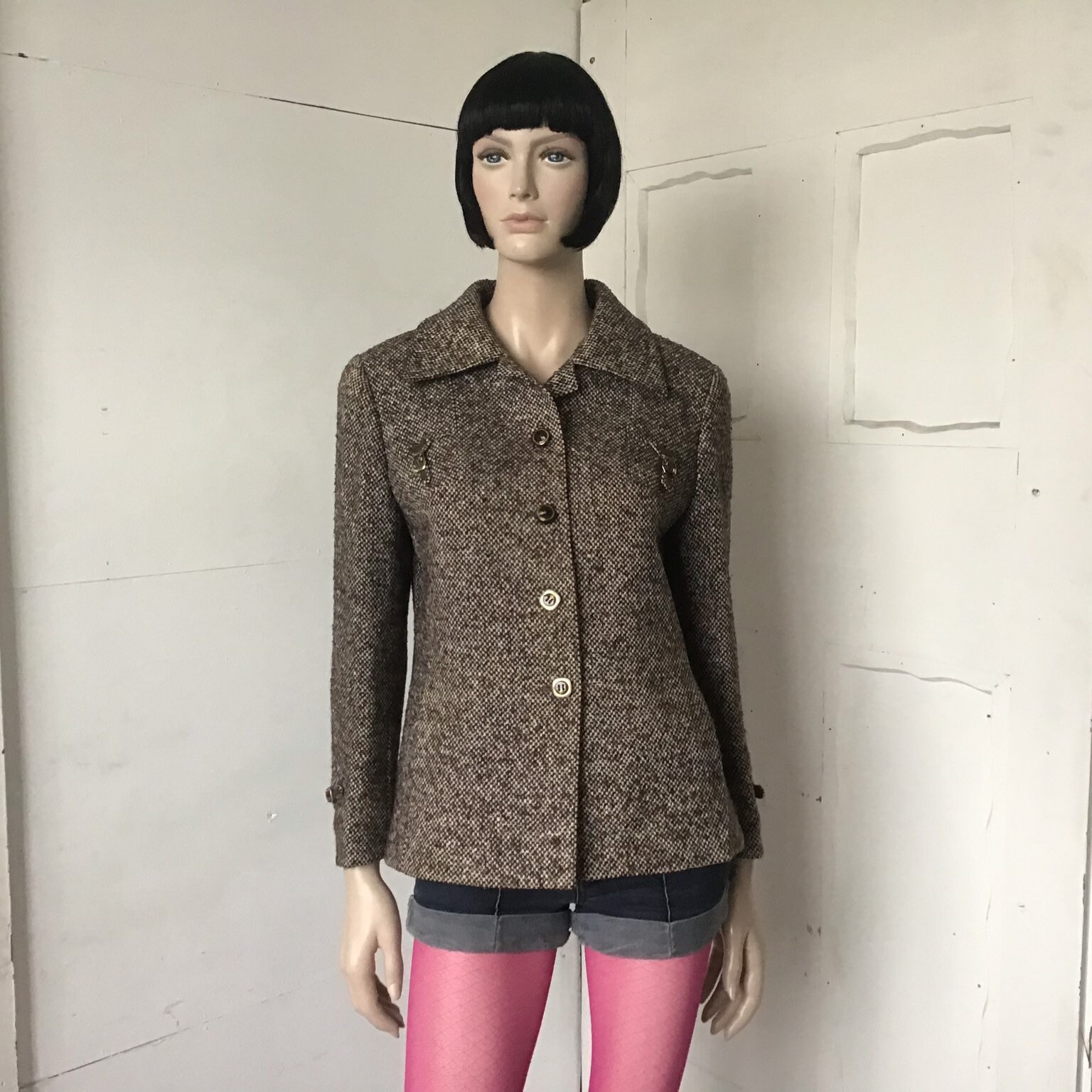 Vintage 1970s - Pure wool - Tweed jacket - vintage blazer - Wide lapel - Leather buckle detail - UK12 - Classic Modell
