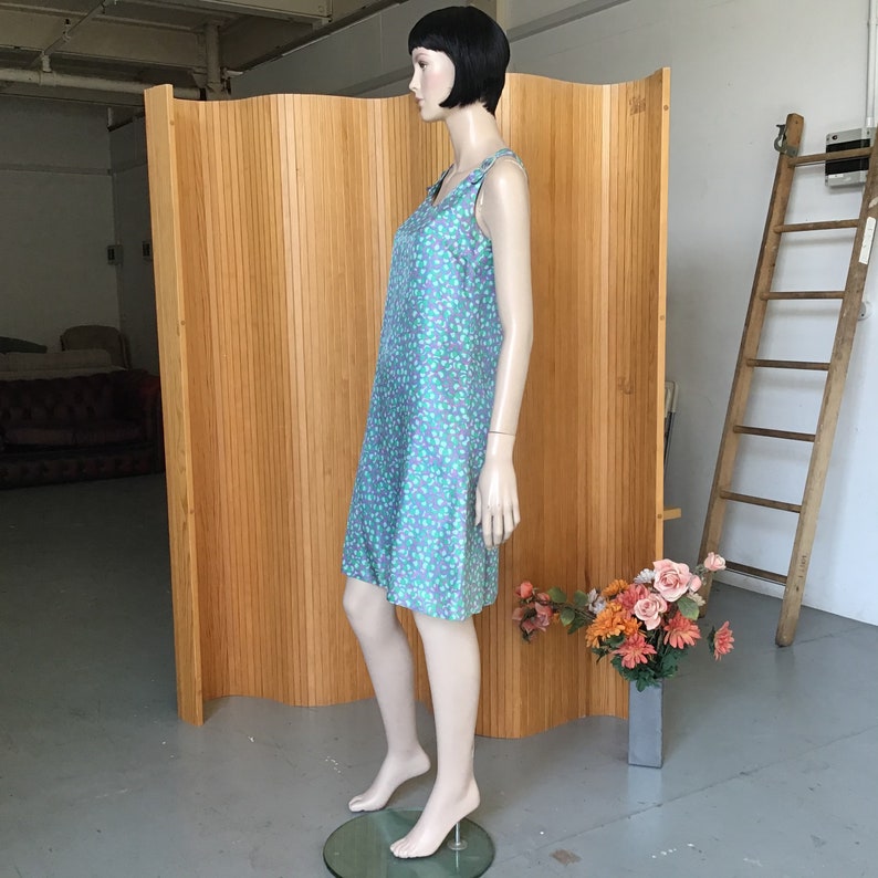 Pastel Print MOD Girl SHIFT dress Simple 60s SILKY Minidress