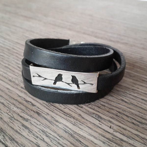 Bracelet d’argent Love Birds, bracelet double oiseau, bracelet oiseau avec cuir véritable noir, bracelet en cuir enveloppé, bracelet colombe en argent