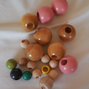 25 Large Hole Wood Macrame Beads, 3/4 20mm, Wide 3/8 Hole, Unfinished 1075  