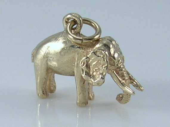 Vintage 3D 9ct Gold Elephant Charm H/MK 1978 - image 1