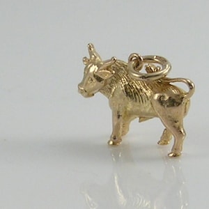 Vintage 3D 9ct Gold Bull Taurus Charm Pendant H/MK 1957
