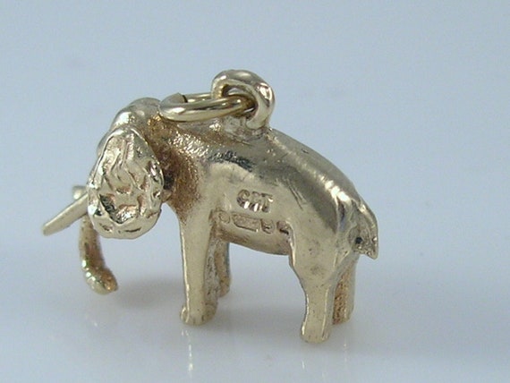 Vintage 3D 9ct Gold Elephant Charm H/MK 1978 - image 3