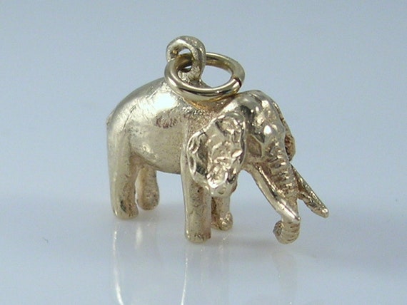 Vintage 3D 9ct Gold Elephant Charm H/MK 1978 - image 6