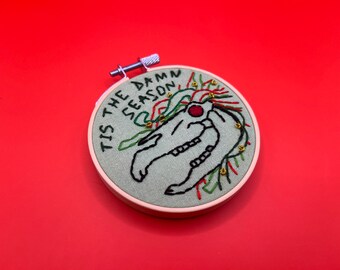 Small 3&quot; Hand-Embroidered Mari Lwyd Tis The Damn Season Horse Skull Holiday Folklore Embroidery Hoop Christmas Decor Tree Ornament Bells
