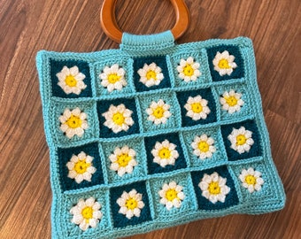 Daisy Granny Square Market Bag, Beach, Activity Tote Handbag - Wooden Handle Medium-Sized Handmade Flowers Springtime