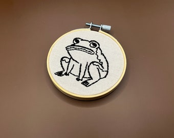 Small 3&quot; Hand-Embroidered OTGW Jason Funderberker Frog Lineart Embroidery Hoop for Fun Spooky Season Autumn Aesthetic Fall Vibe Ornament