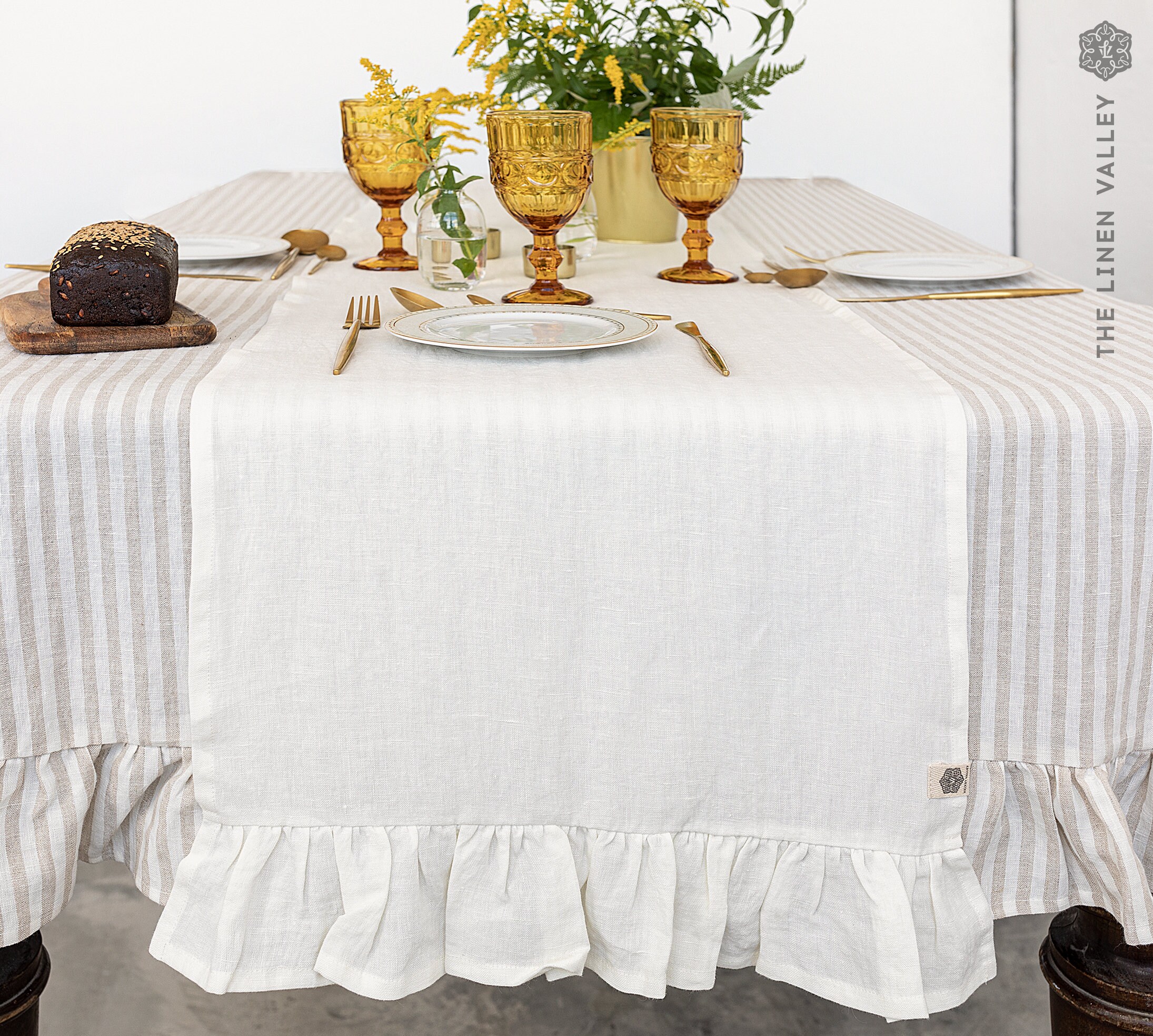 OFF WHITE Linen Ruffled Table Runner off White Table Runner Etsy UK