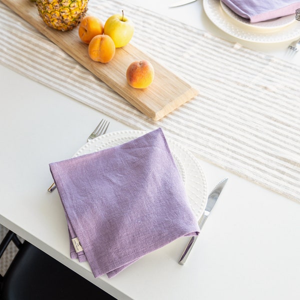 LIGHT LILAC linen napkin set: 2, 4, 6, 8, 10, 12 napkins. Light lavender linen heavier weight napkins. Solid linen napkins. Table linen