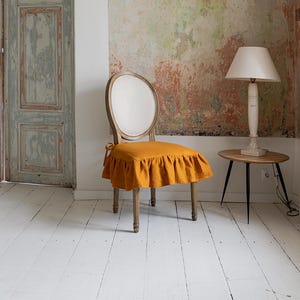 Linen chair slip cover with ruffle - French Brasserie Oval Chair natural linen seat cushion - chair cover romantic - linen chair protection
