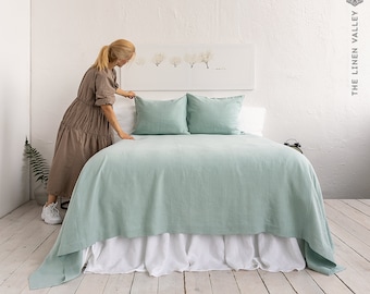 DUCK EGG blue linen bedspread - light blue king/queen size bed cover - blue heavier linen bed throw - light blue colour linen throw