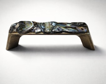 Nuevo estilo: Tiradores de cajón de concha de abulón de origen sostenible, 7,6 cm (3"), 9,5 cm (3 3/4"), 12,7 cm (5"), bronce antiguo o negro.