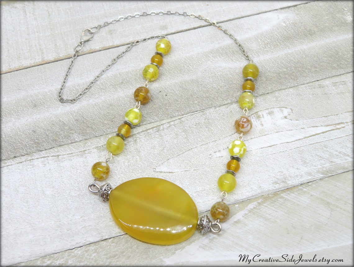ZARD Natural Yellow Agate Chunky Graduated Barrel Bead Stone Necklace  Handmade