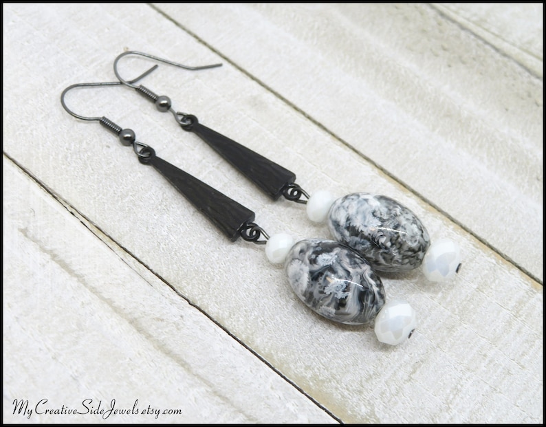 Art Deco Dangle Earrings: Gunmetal, Black & White Marbled Glass bild 1