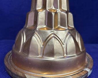 Molde tirolés alto de cobre anodizado de Nordic Ware, década de 1950