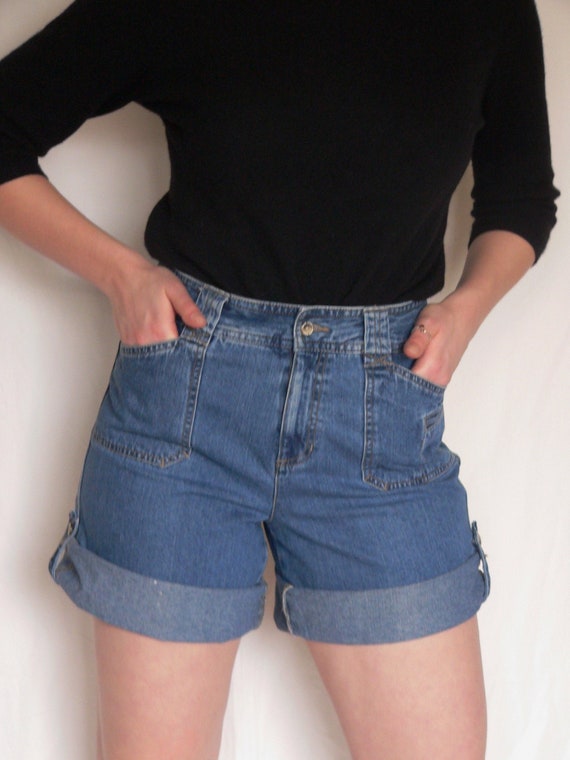 white stag shorts