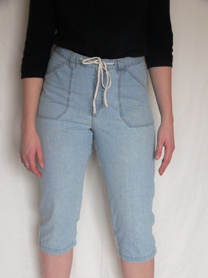 Vintage 90s High-Waisted Drawstring Soft Denim Capris US Size 8Medium