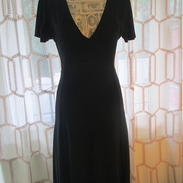 white a line dress with sleeves Long Sleeve Crystal HV1295 – houseofvogue.store Forever 21 Dress In A-Line Dresses My Actual Bust is:50