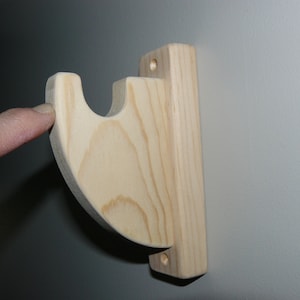 Arched Wall Huggers