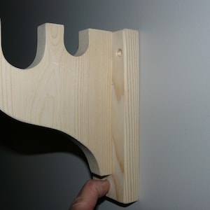 Small Shelf Bracket with Double Rod Support